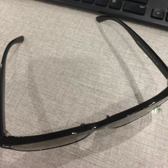 Ray-Ban Classic Black Sunglasses - Picture 2 of 8